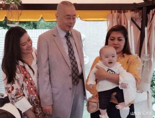 比伯|孙颖与老师发展成恋人,41岁嫁入豪门,给81的老公生下女儿