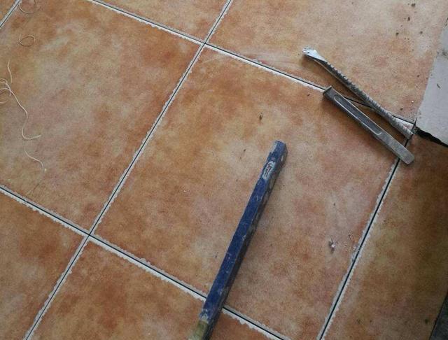 瓷砖铺贴以后,缝隙怎么处理?填缝怎么做?