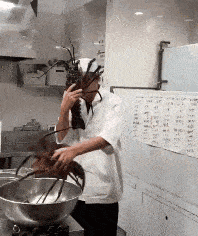 南瓜|“女朋友在公司睡太多,回家都不睡觉了...干中介的心酸泪”