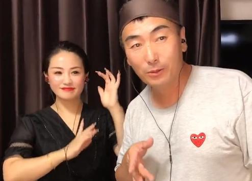 李玉成|李玉成与“新欢”感情破裂?女方追到家里,吓得他躲到玉米地