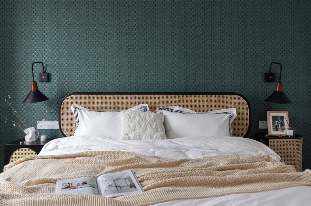 100㎡新房装修改造，兼具东方与中古气质的生活空间