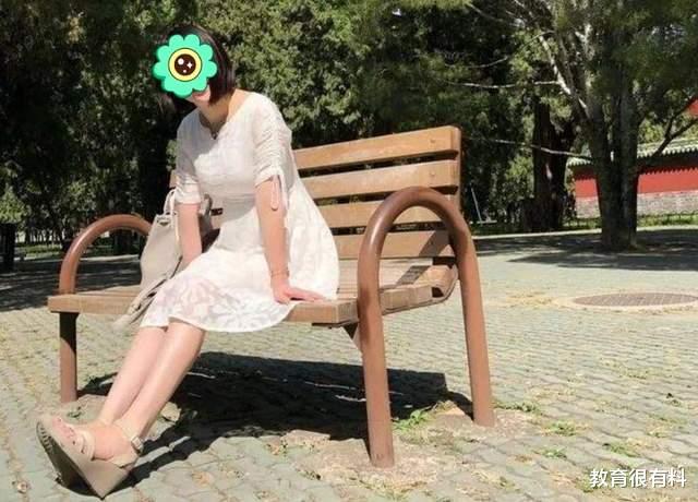 |吴方媛一夜之间网络走红,自曝和11人发生不当关系,引人深思