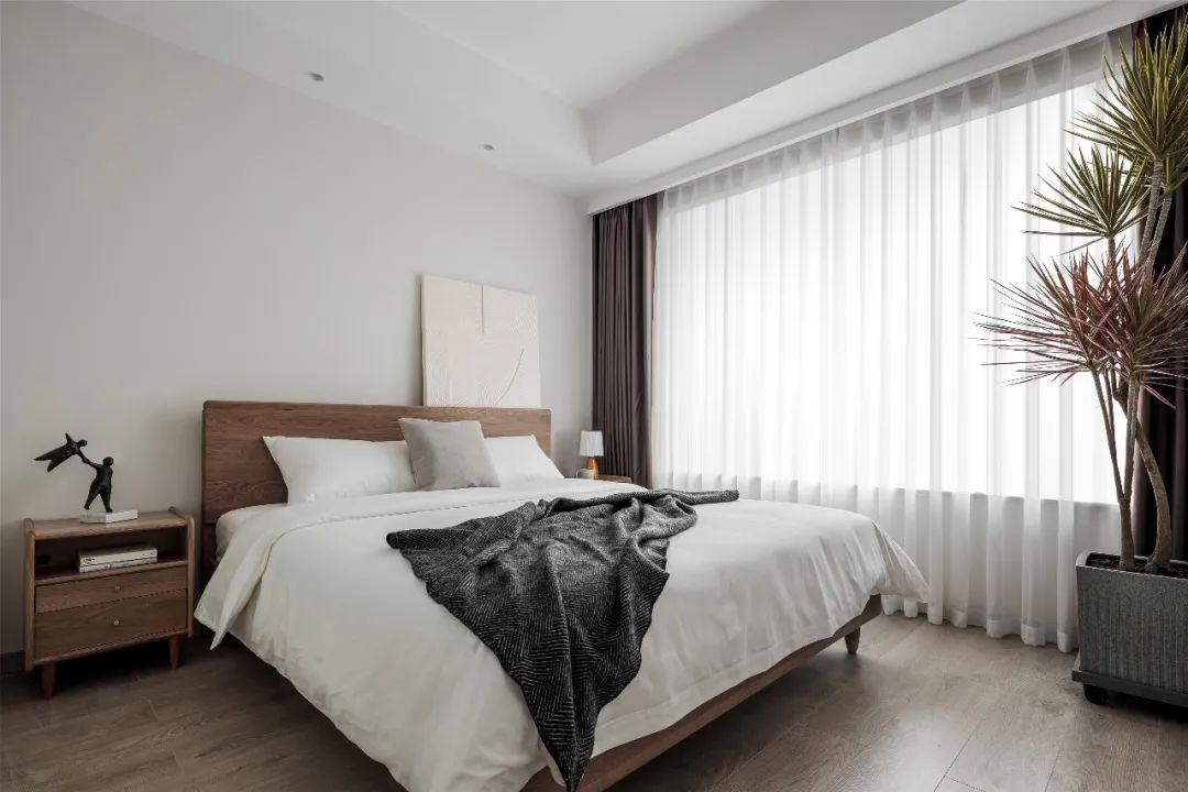 50岁阿姨装修养老房,温婉雅致的原木风,承载自由安逸的独居生活