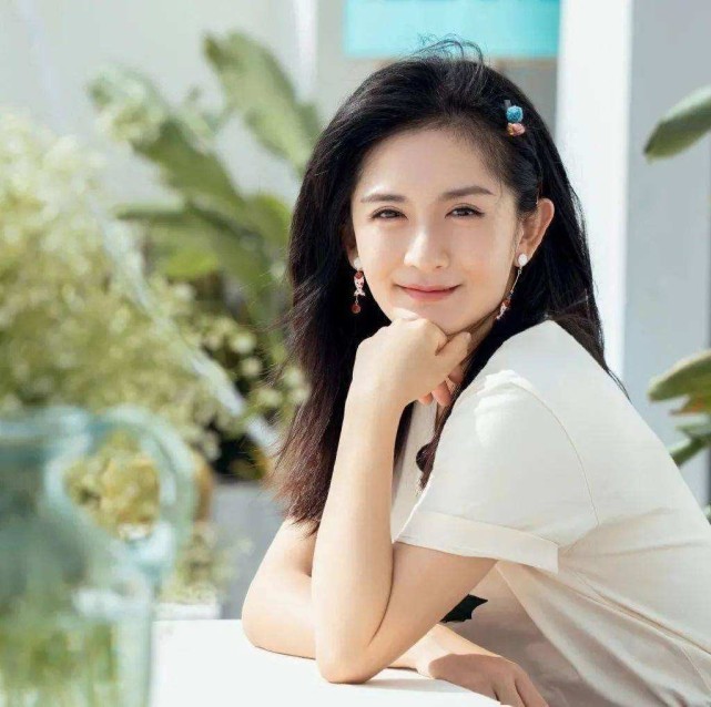 谢娜|娱乐圈的人走茶凉，在谢娜身上体现得可谓是淋漓尽致啊！