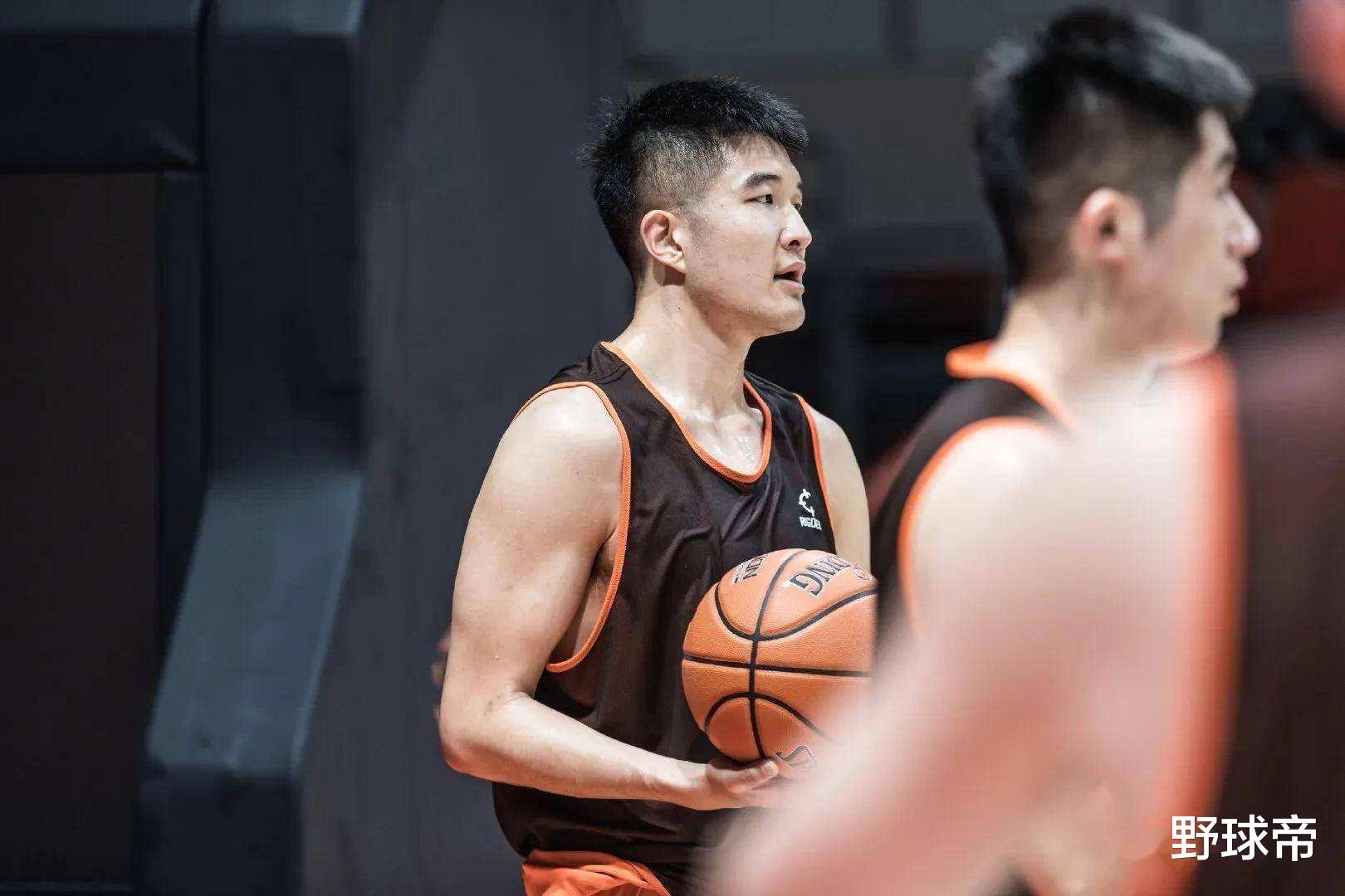 四川男篮|倒数的天赋，前三的实力！来自辽宁的9号秀，要拿CBA最佳新秀了？