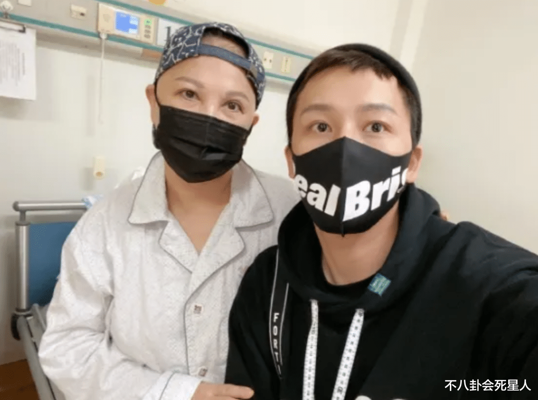 刘维|知名歌手半年内父母双亡，成为孤儿，数十位明星发文安慰