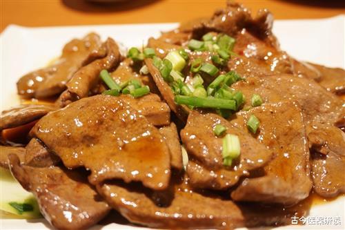 肾病综合征|数名医生呼吁:停止食用“1肉2素”,不想甲状腺长瘤,趁早撤下餐桌