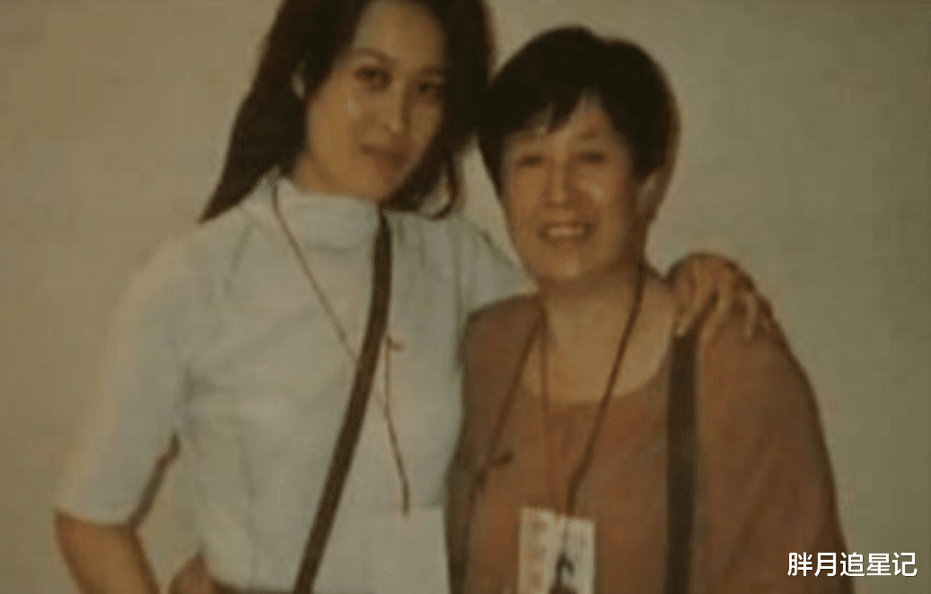 谷建芬|谷建芬的坎坷人生，早年生活艰辛，晚年丈夫爱女接连离世令人心疼