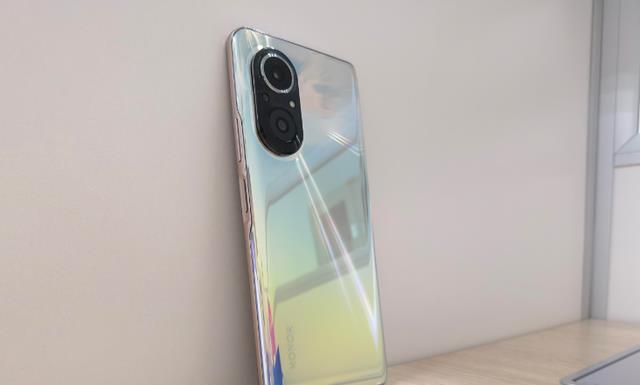 一加科技|1亿像素+66W+256GB，荣耀影像旗舰迎来大幅调控，价格相当亲民！