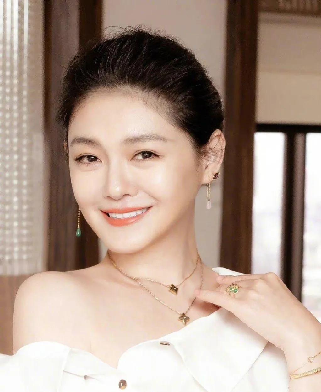 汪小菲|汪小菲与前妻十年婚姻破碎的真相！婚内出轨，好爸爸人设崩塌