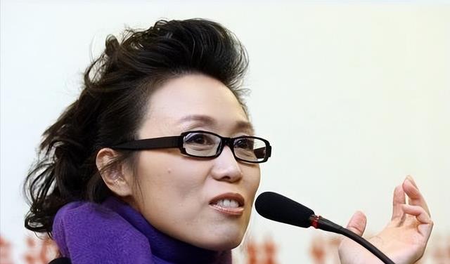 吴琼|国家一级演员吴琼：嫁小15岁老公恩爱多年，被宠成幸福的小公主