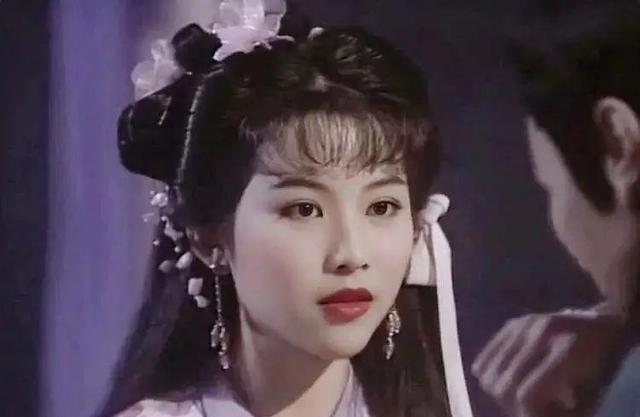 Angelababy|11位女星身材，杨颖苗条，鞠婧祎娇小