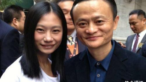 马云|看看马云的儿子马元坤，再看看女儿马雪，网友：基因真强大！