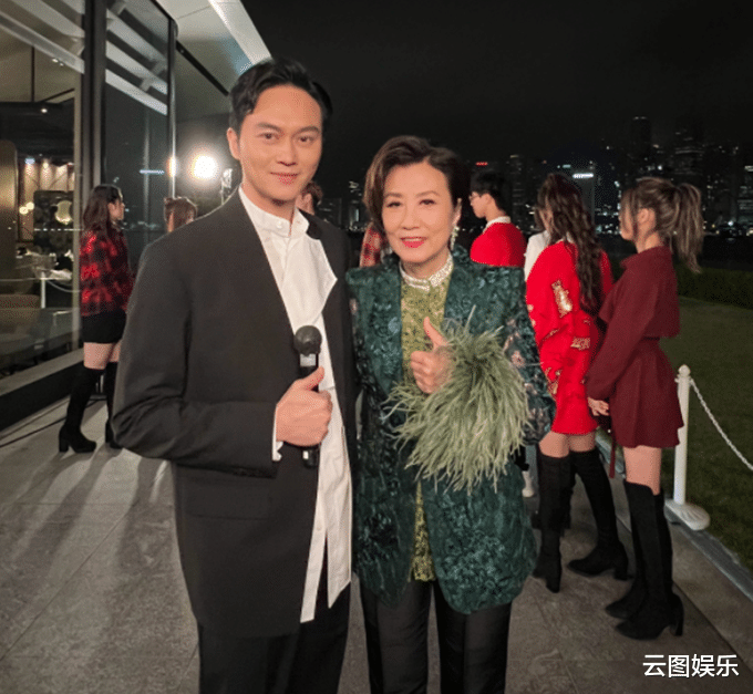 张智霖|TVB罕见办春晚!众星卖力说普通话,张智霖领唱《我的中国心》