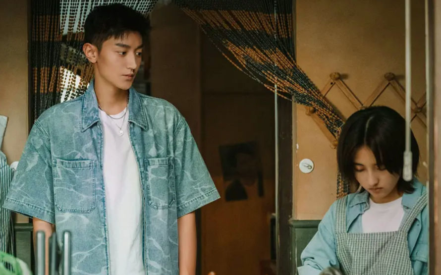 我的卡路里男孩|翟子路《我的卡路里男孩》开播，拿下榜单第一，男女主演技惊艳