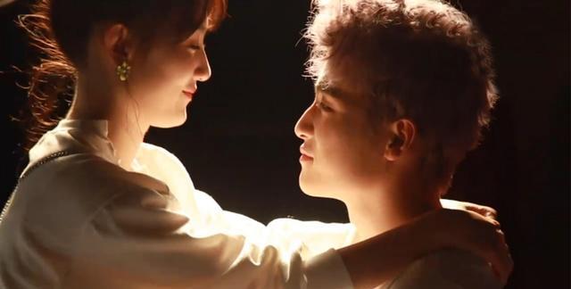 李路|新一部奇幻爱情剧来袭，毒舌自恋老板爱上职场小透明，男主竟是他