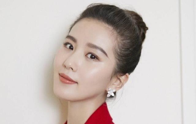 江一燕|出国深造拒演若曦，经纪人苦苦哀求，刘诗诗捡漏，江一燕后悔吗？