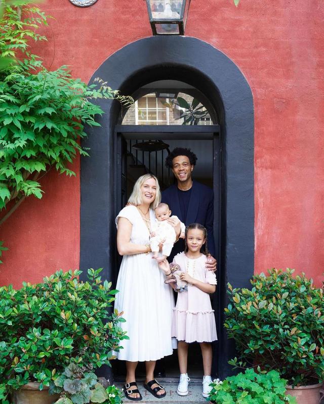 一位伦敦女主很有生命力的家,明亮有质感,色彩搭配很罕见,佩服