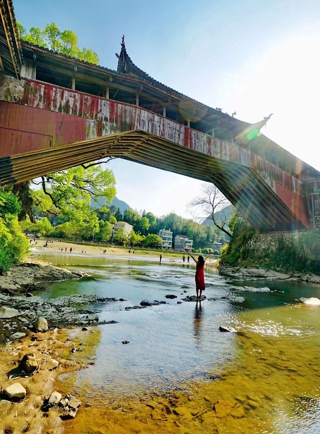 乡村旅游|世界最美廊桥北涧桥西桥头，一网红茶馆，记录着七年多的廊桥时光