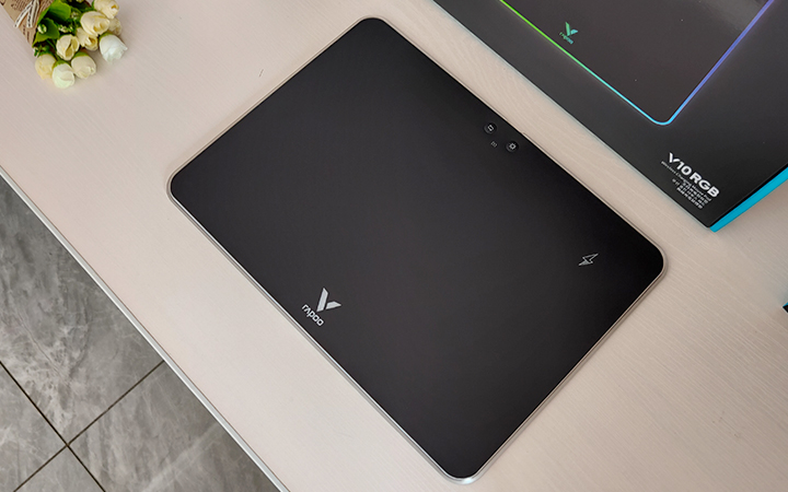 联想Yoga|感受无线充电外设新体验:雷柏VT350Q双模鼠标+V10RGB鼠标垫套装