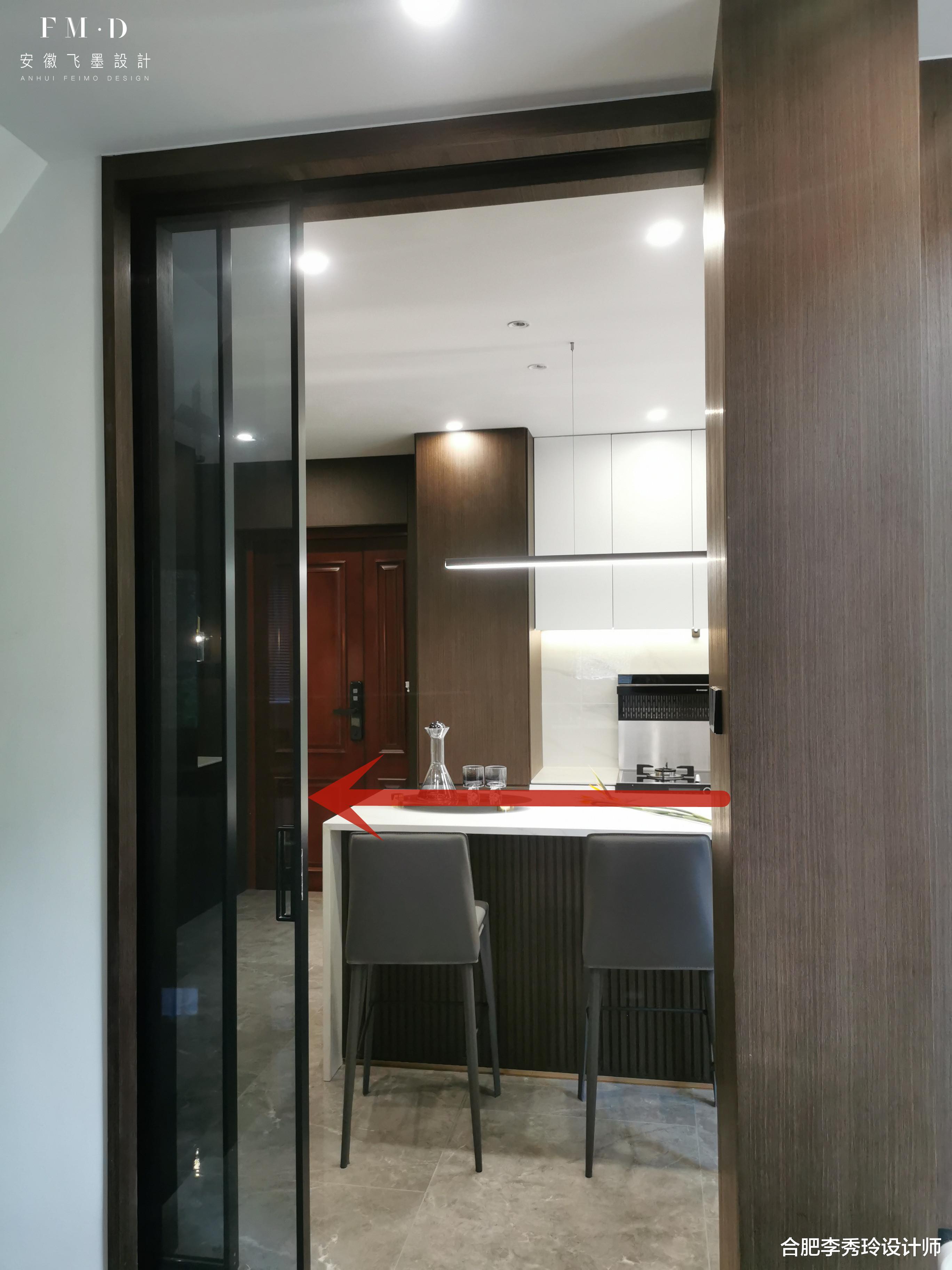 同样是装玻璃门,为什么不选入墙式?放大空间不占1㎡,灵活好用