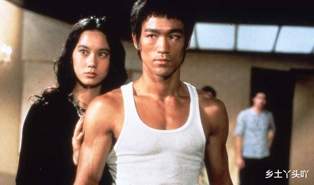 李小龙|李小龙的真正“接棒者”，其实不是成龙，而是另一位“天王巨星”