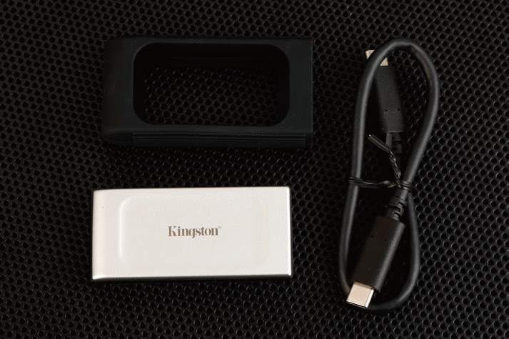 微软|速度可达2000MB/s以上!金士顿XS2000移动固态硬盘1TB体验