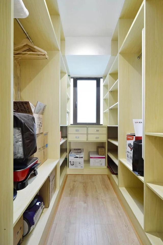 还想把主卧卫生间改成衣帽间?看看我家的现状吧,入住越久越后悔