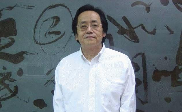 |医名远播海外的倪海厦,人称“中医鬼才”,他的传奇一生令人敬佩