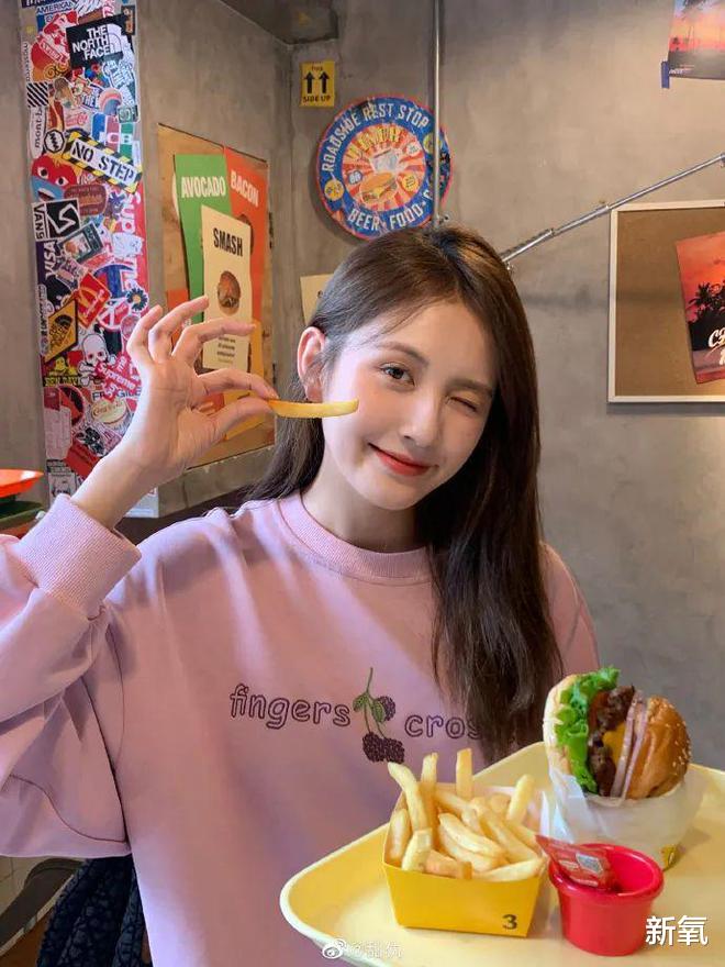 王思聪|和王思聪谈恋爱,被全网抱不平的古早美少女甜仇领证了?