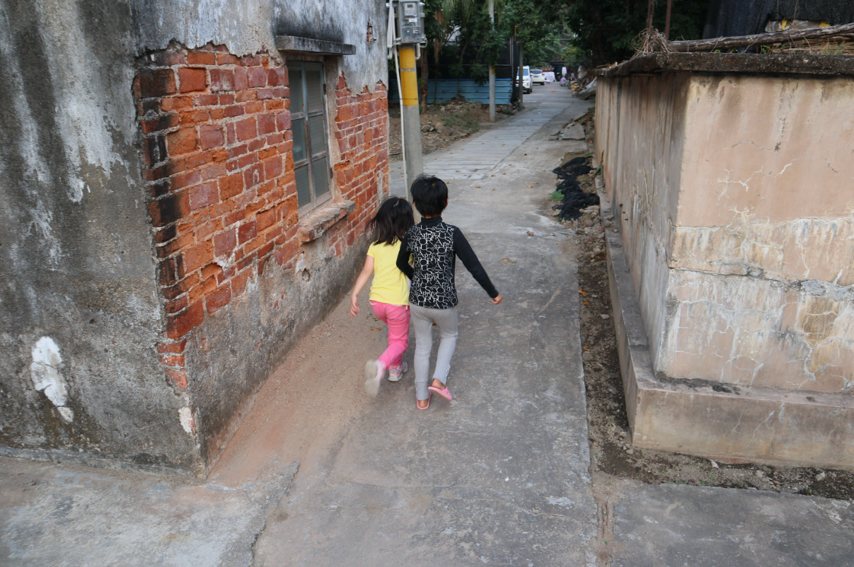 “别给自己揽瓷器活儿”，经历过才明白，没必要对亲戚的孩子太好