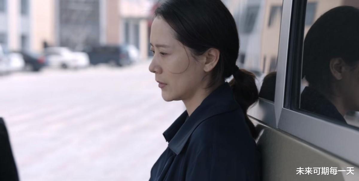 刘涛|演蹲在地上吃盒饭 把海清刘涛跟刘德华对比差距就出来了