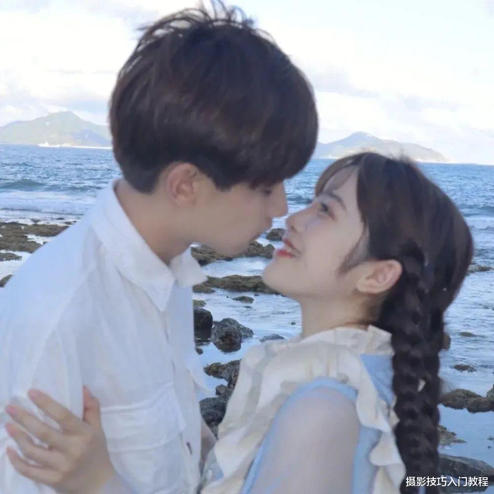 别再去网上找头像了，自己动手拍情侣头像简直太甜了