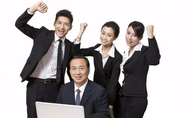 |在职场上，为什么不能和领导走得太近？过来人说出很现实的原因