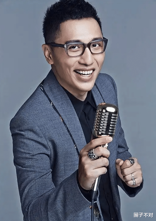 华少|从名嘴到被人唾弃,打败华少的不是口无遮拦,而是“优越感”