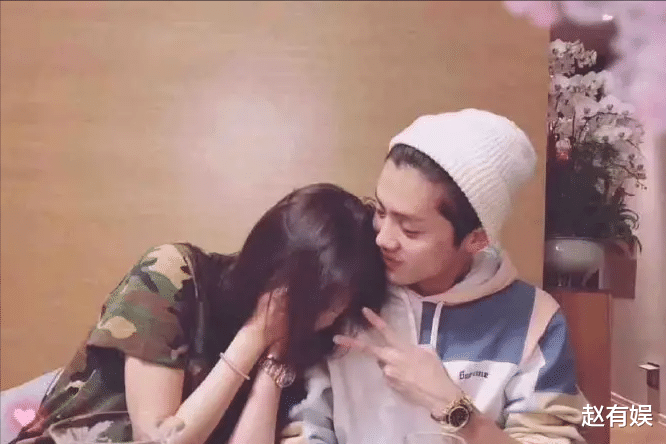 鹿晗|鹿晗家庭情况曝光！从小生活在军属大院，网友：妥妥的军区少爷