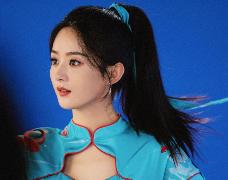 赵丽颖|赵丽颖穿中国风旗袍，尽显中国传统经典之美！秒变性感小女人