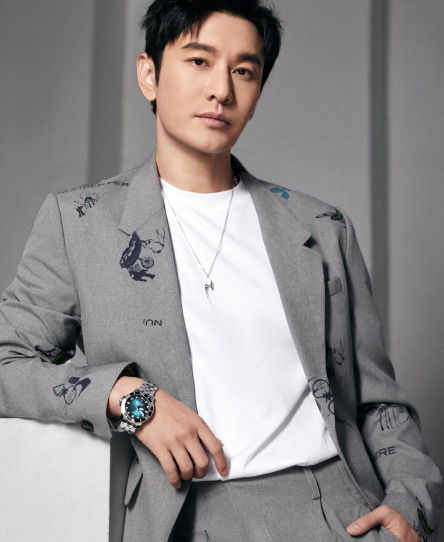 黄晓明|黄晓明被网友爆料,疑似感情有了新动向 啥?真的假的