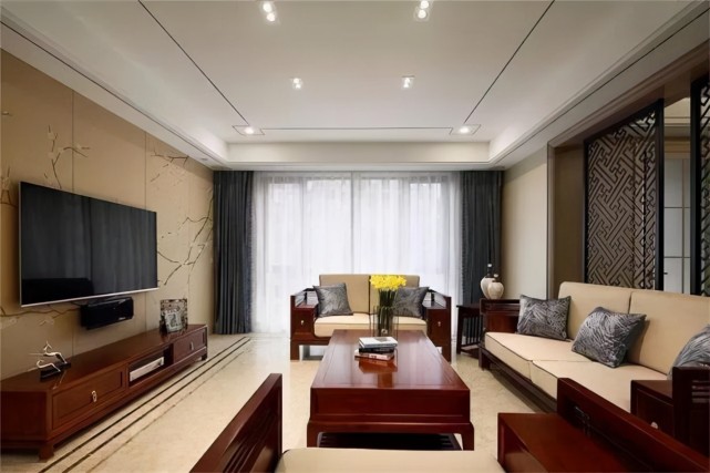 家里客厅就一个,地板一定要这样铺,显得非常漂亮