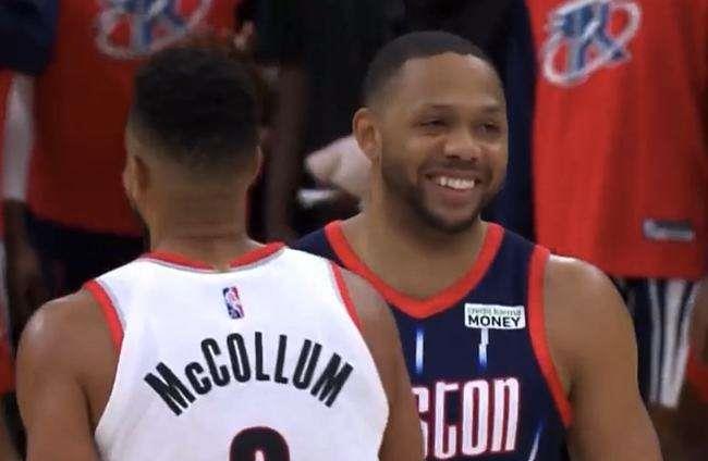 西蒙斯|火箭、76人酝酿3方交易！西蒙斯空降休城？CJ、伍德辅佐恩比德？