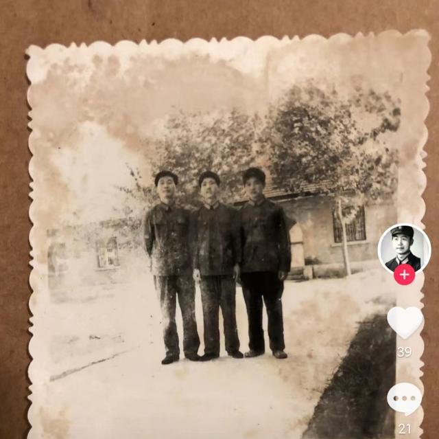 郭希宽|相信官宣！郭希宽心情大好，带老伴儿出游，晒军旅旧照再引争议