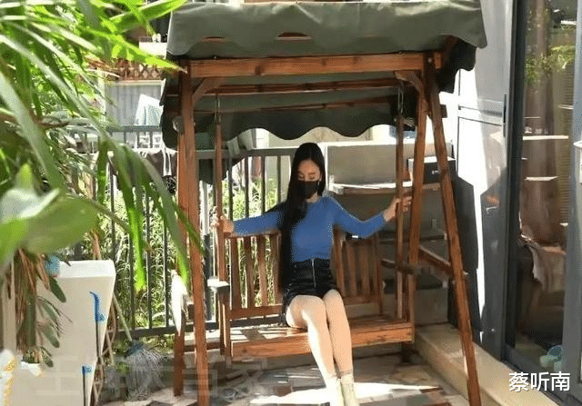 美女主播|美女主播称自己被骗财骗色，对方还要她赔偿100万，网友：身材真好