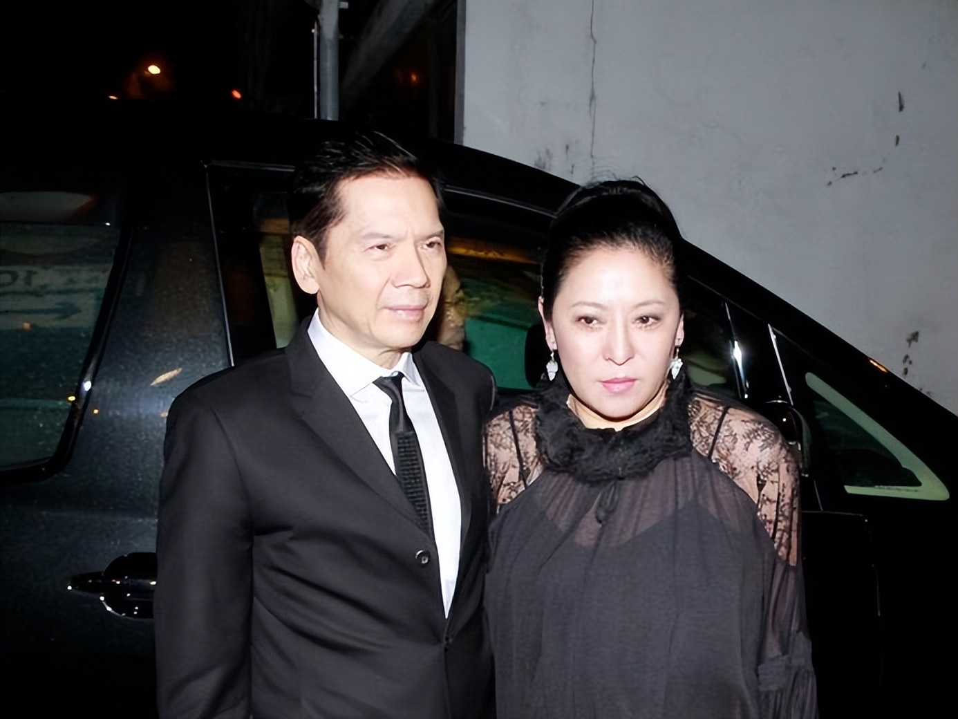 向华强|向华强给陈岚发誓：做跟任何女明星没绯闻老板！70多坚持跑半小时