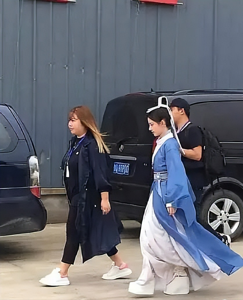 明星|别装了，内娱明星们，你们身上除了性别还有真东西吗？