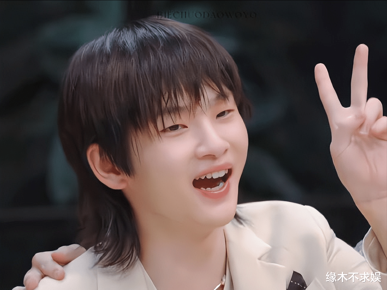 周震南|又被爹坑？周震南父亲公司无能力缴纳6998元，周震南被骂惨