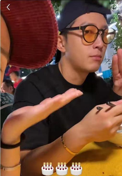 窦骁|曝窦骁与何超莲奉子成婚，聘礼高达10亿，男方火速发文辟谣