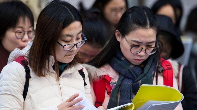 招聘|铁饭碗不香了？某事业单位招聘遇冷，多数岗位无人问津是为何？