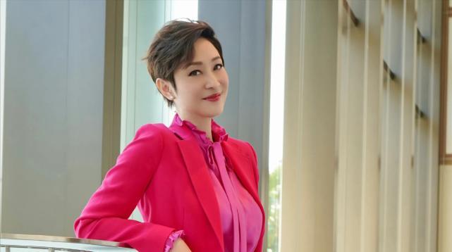 陈法蓉|陈法蓉任香港小姐评委 主动加“中国”前缀 却引争论:多此一举?