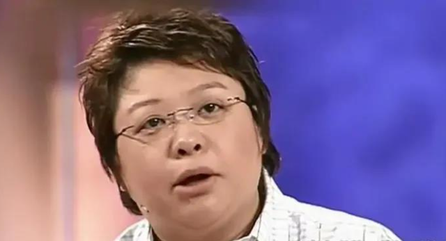 韩红|至今未婚的8位大龄女歌手，每一位都有苦衷，最小30岁，最大56岁