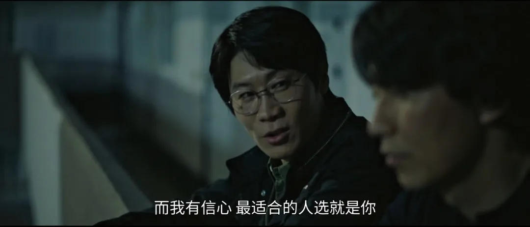 警察|两集冲上收视第一，这19禁太刺激